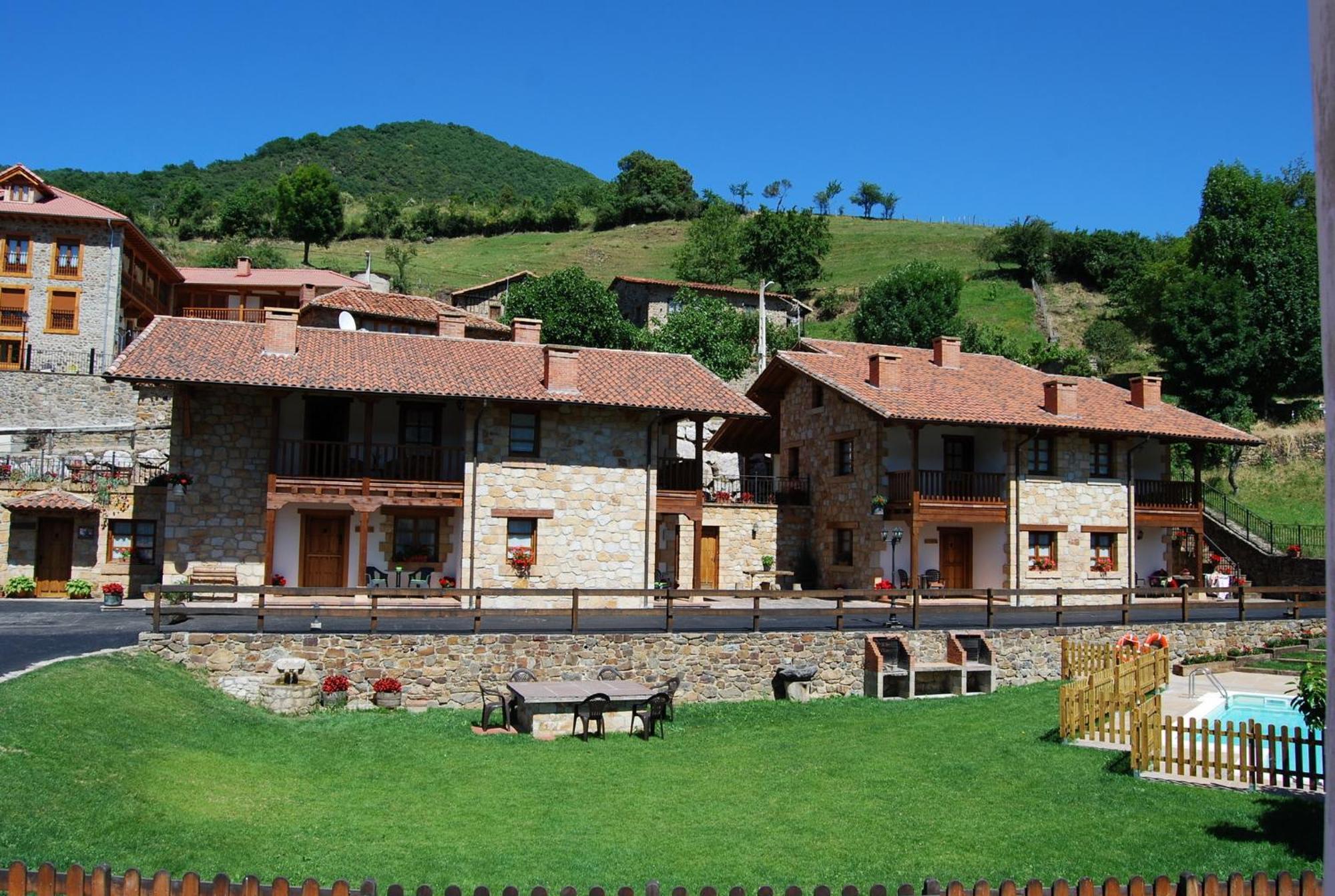 Casa Rural Los Llares Lerones Eksteriør billede